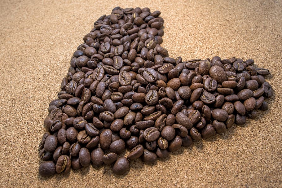 Brown Coffee Bean in Heart Shaped, batch, beans, caffeine, close-up HD wallpaper