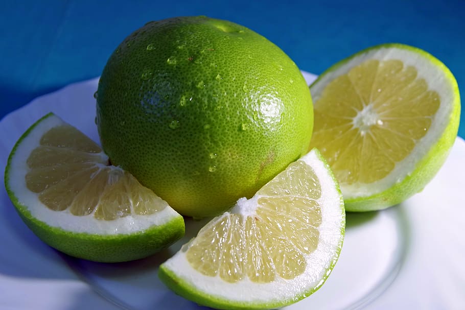 sliced green lemons, grapefruit, citrus, the bitter, sweet HD wallpaper