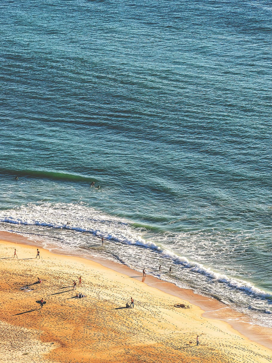 people standing near body of water at daytime, sea, ocean, waves HD wallpaper