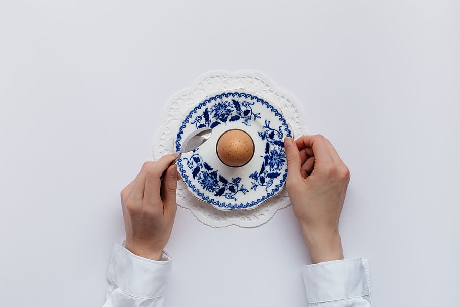 hand, ceramic, plate, egg, one person, food and drink, holding HD wallpaper