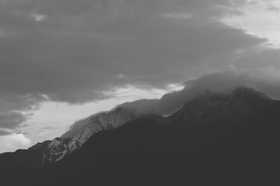 grayscale photo of mountain with clouds, black, white, mountains HD wallpaper