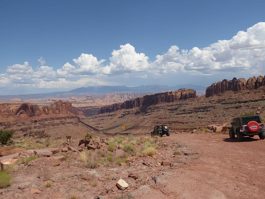 Moab, 4X4, Jeep, canyonland, shafer trail, desert, cloud - sky, HD wallpaper