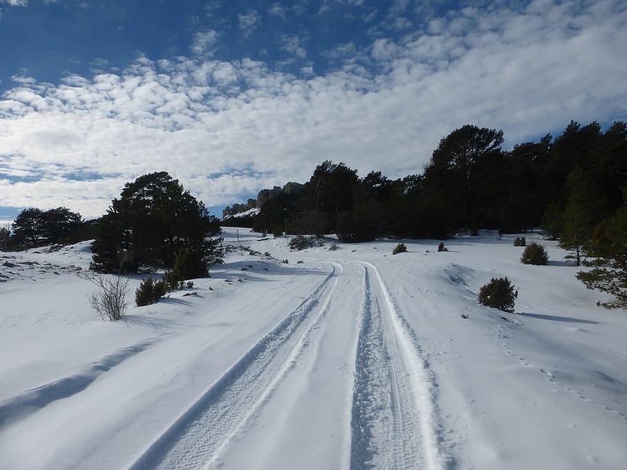 landscape, snow, footprints, path, running gear, snowy mountain HD wallpaper