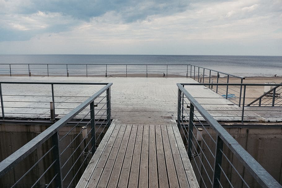 Empty beach cafe, landscape, sea, railing, outdoors, bridge - Man Made Structure HD wallpaper