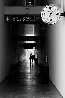 time, clock, hour, watches, minutes, second, station, trains HD wallpaper