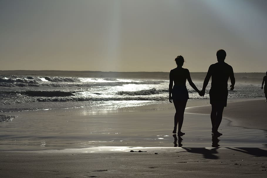 silhouette photography of man and woman near sea, Beach, Sunset, HD wallpaper