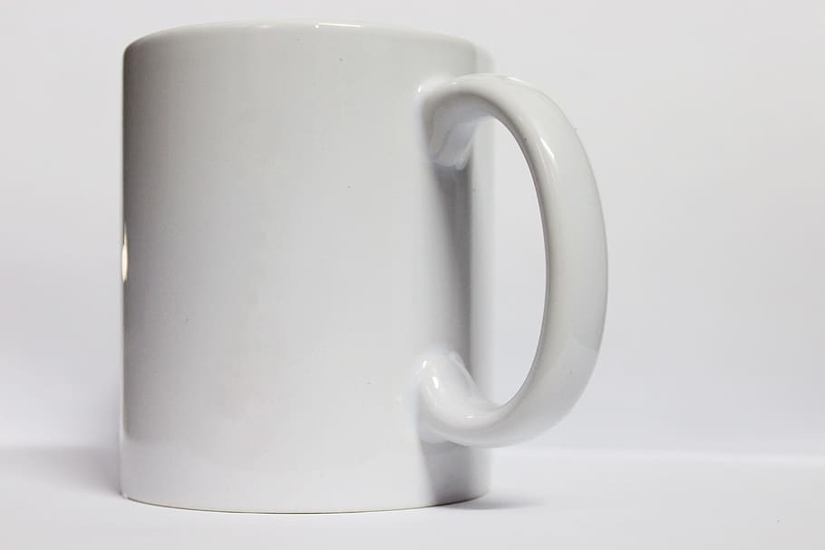 closeup photo of white mug, cup, coffee mug, drink, studio shot HD wallpaper