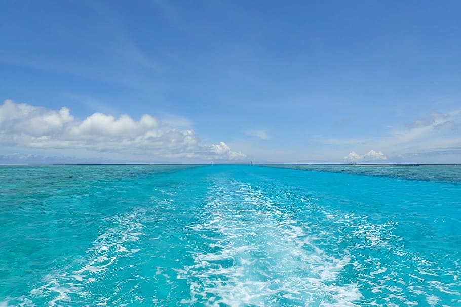 boat trail in a blue sea, nature, summer, beach, vacations, water HD wallpaper
