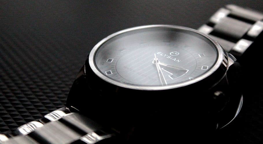 round wristwatch reading at 2:25, wrist watch, elysian, silver HD wallpaper