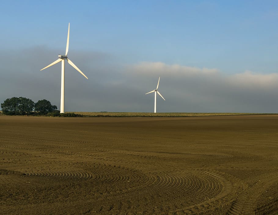 windräder, field, sky, power generation, landscape, blue, brown HD wallpaper