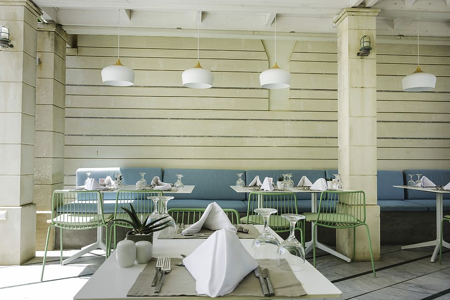 white and brown table setting, fine dining arrangement, restaurant HD wallpaper