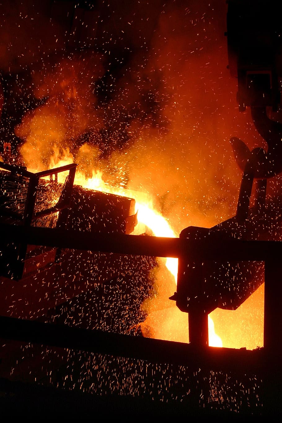 fire burning during nighttime, steel mill, worker, foundry, metal