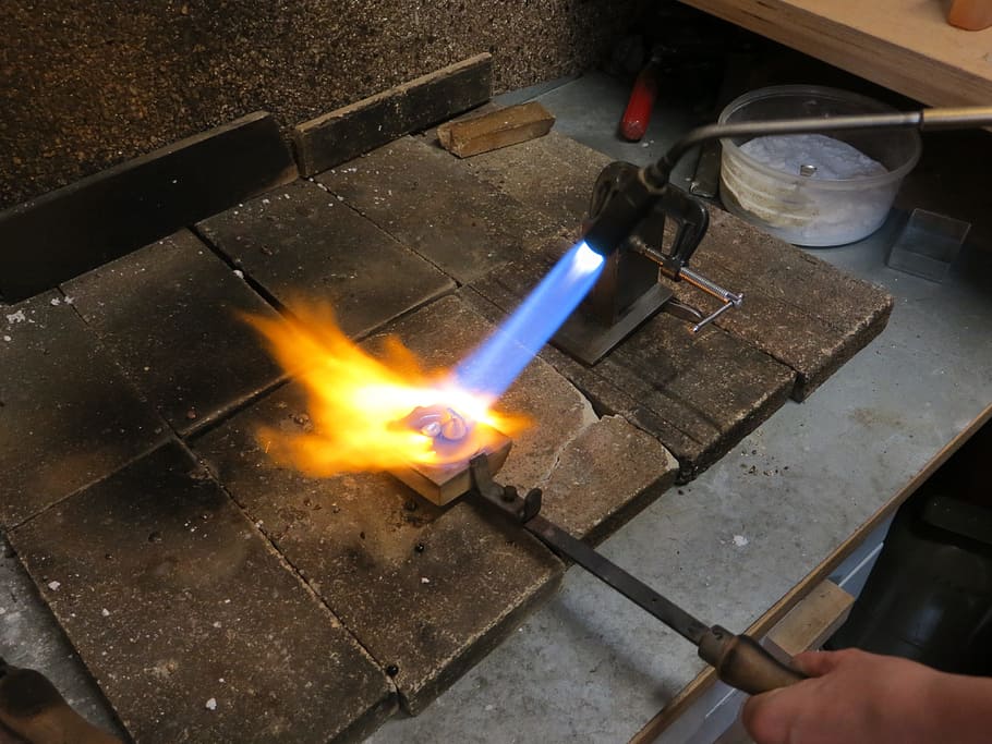 fire, silver, melt, silversmith, flame, hot, craft, craftsmen HD wallpaper