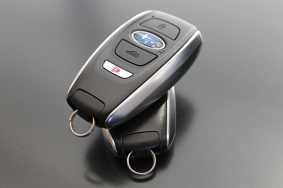 car, key, key ring, keyless access, subaru, technology, studio shot HD wallpaper