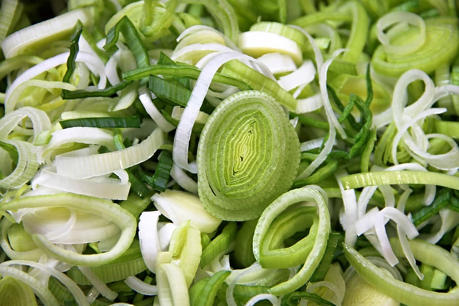 sliced spring onions, leek, vegetables, soup greens, cut, rings