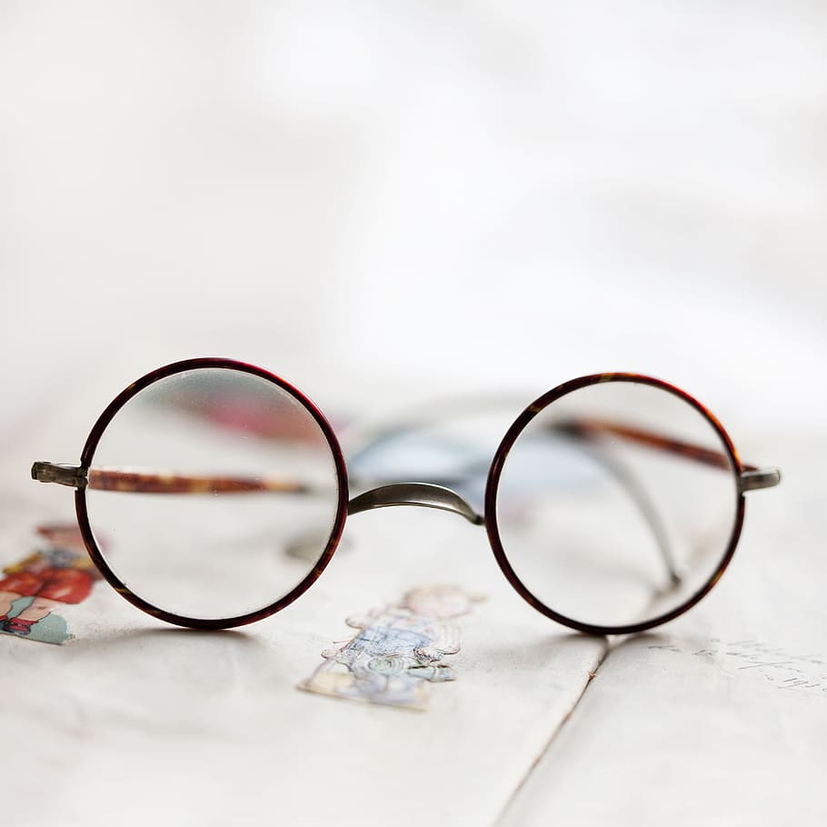 photo of round eyeglasses with brown frames, eyes, brocante, vintage, HD wallpaper