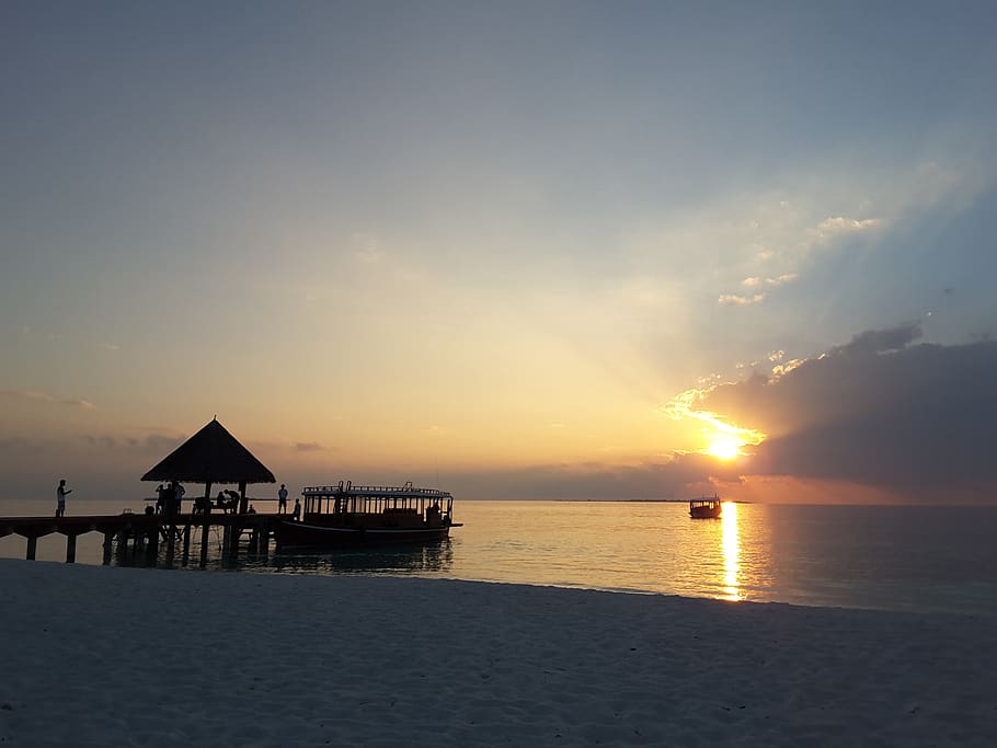 sunset, waters, dawn, sky, sea, scenics - nature, beauty in nature HD wallpaper