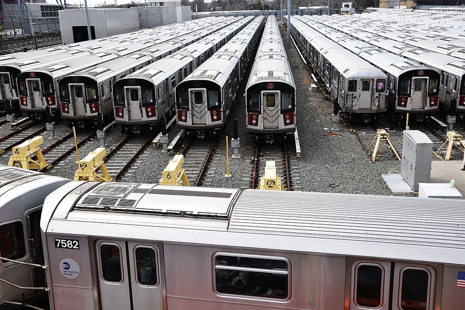 parked gray-and-black train lot at day time, trains, transport system HD wallpaper