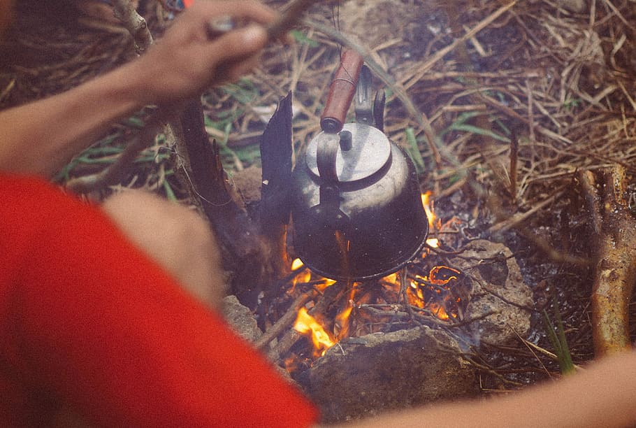 gray stainless steel kettle, kettle on top of fire, coffee pot HD wallpaper