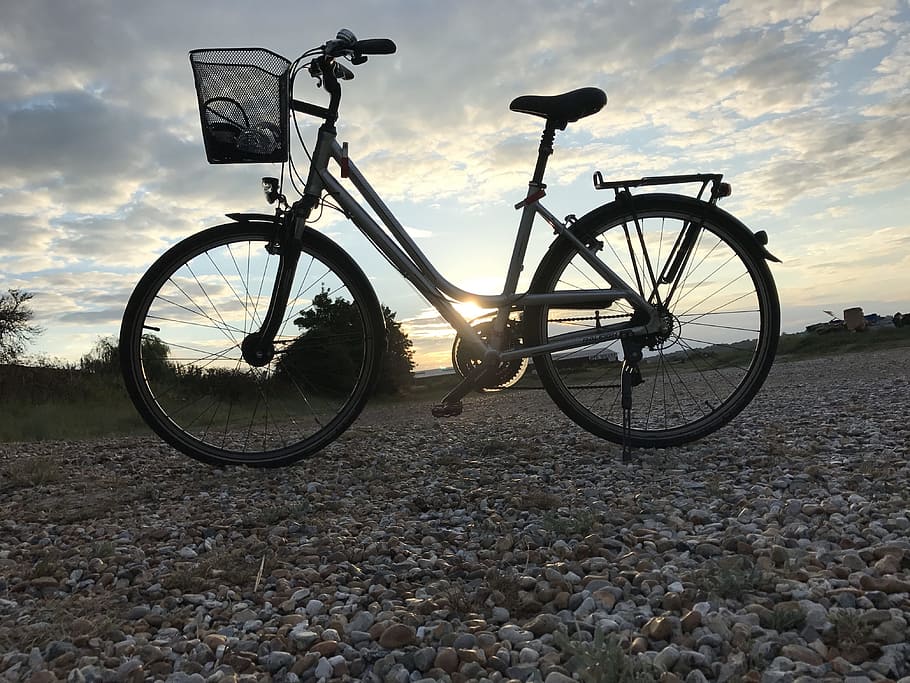 Cycle on beach 1080P, 2K, 4K, 5K HD wallpapers free download