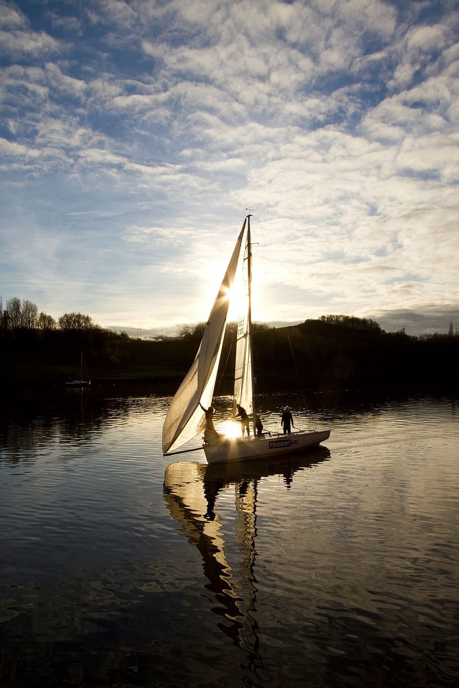 yacht, boat, reflection, sun, water, sailboat, blue, sky, summer HD wallpaper