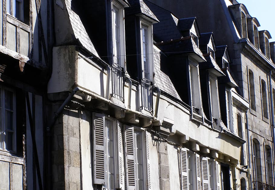 facade, road, homes, window, shops, brittany, sea, holiday HD wallpaper