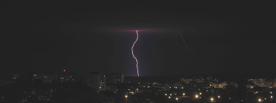 lightning struck in the city, landscape photo of a lightning like a thunder, HD wallpaper