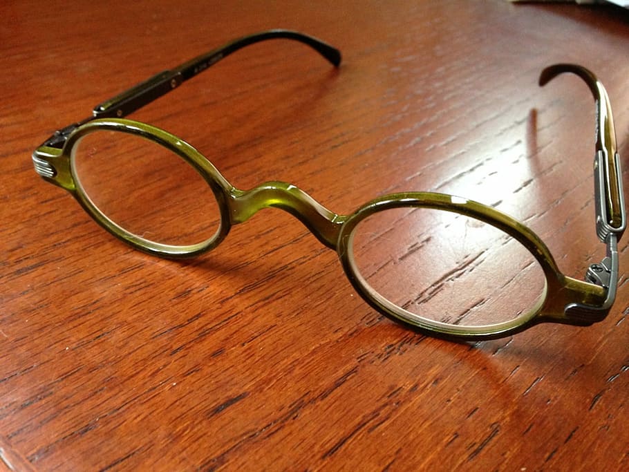 Glasses, Round, Green, Green, Table, Wood, style, fashion, eyes HD wallpaper