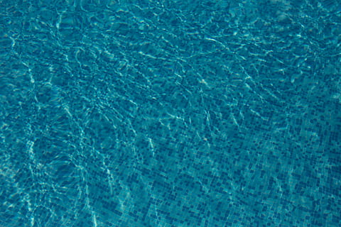 Blue ripped water in swimming pool, summer, vacation, blue water HD wallpaper