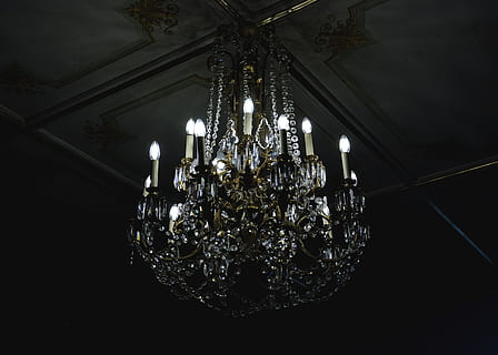 lighted crystal uplight chandelier, clear uplight chandelier HD wallpaper