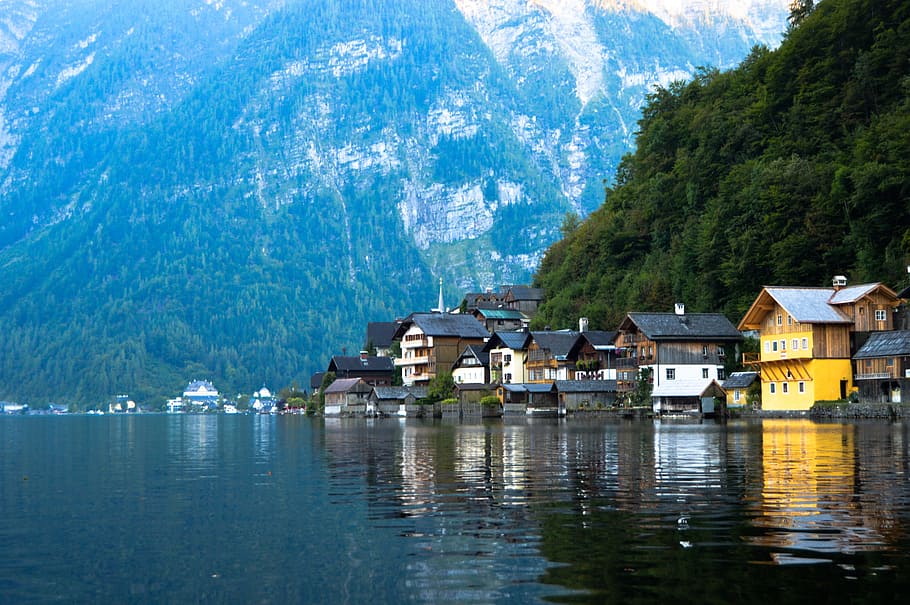 houses near body of water and mountains, hallstatt, random click HD wallpaper