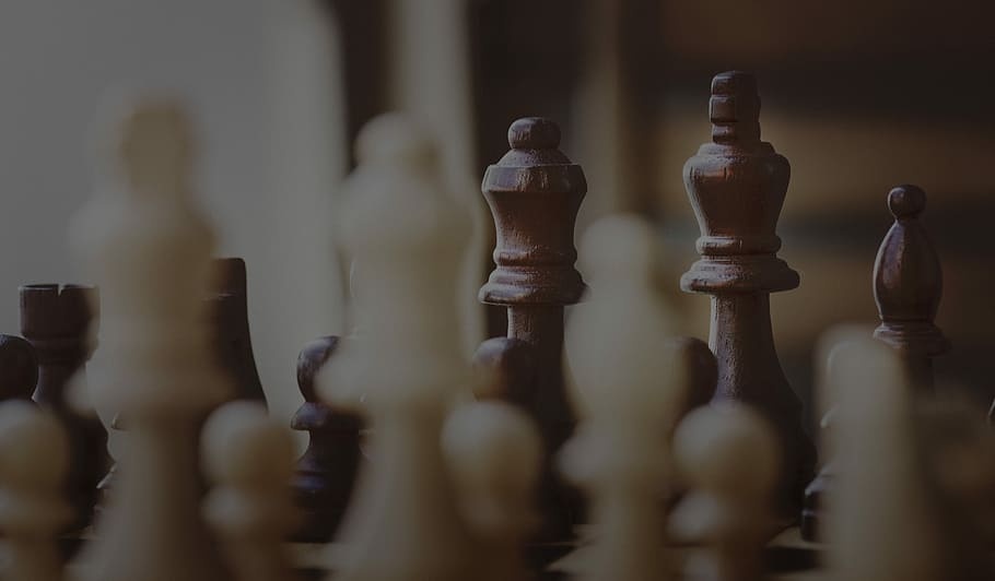 depth photography of white and brown chess pieces, mind game HD wallpaper