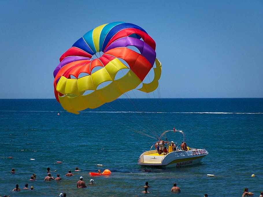Paragliding, Attractions in Ibiza 
