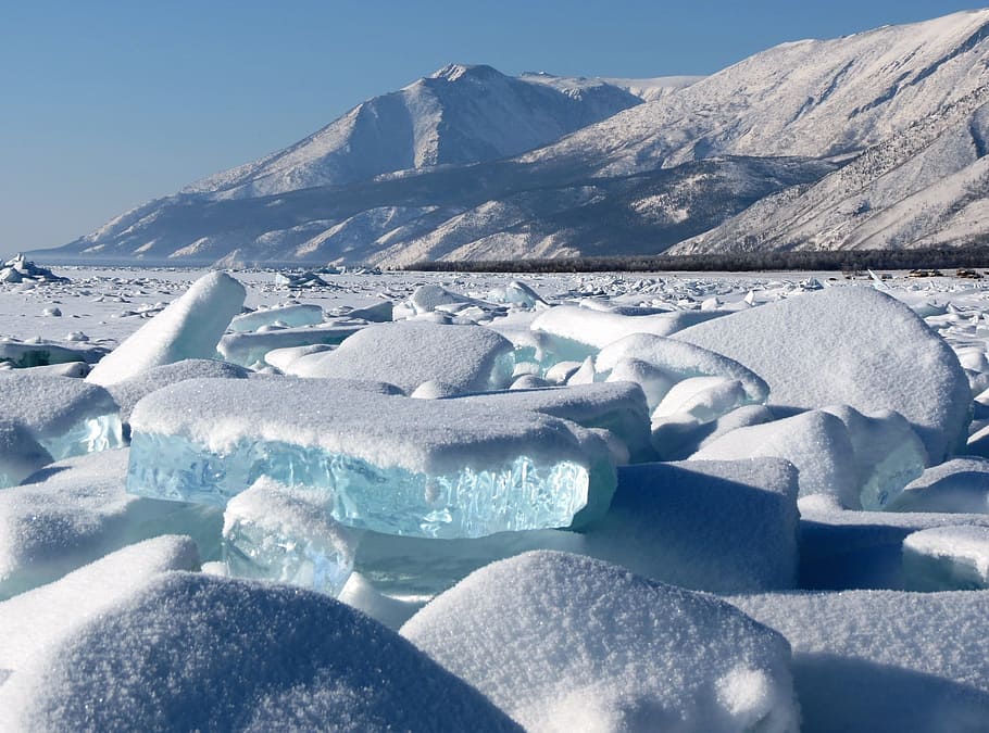 snow covered field and mountain during daytime, baikal, lake HD wallpaper