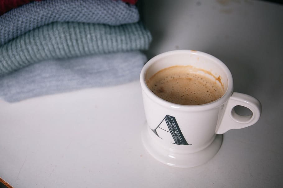 coffee in mug, brown, liquid, filled, white, ceramic, espresso HD wallpaper