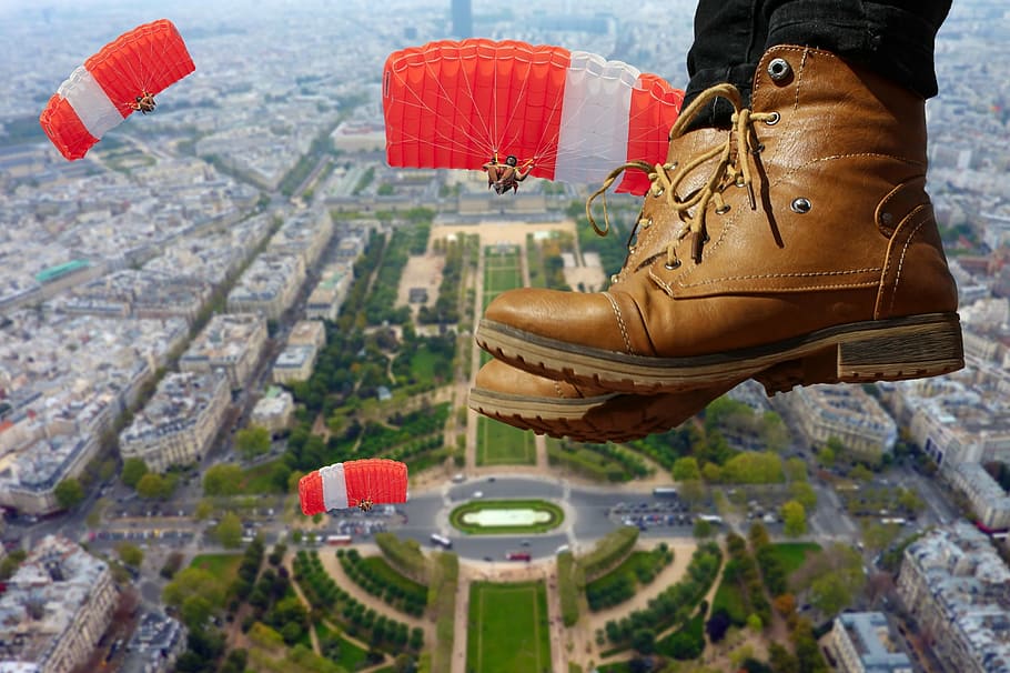 person wearing brown boots above Central Park, New York, skydiving HD wallpaper