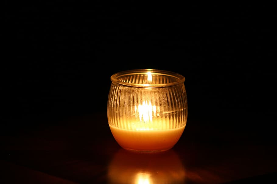 candle, light, night, flame, candlelight, burning, fire - Natural Phenomenon HD wallpaper