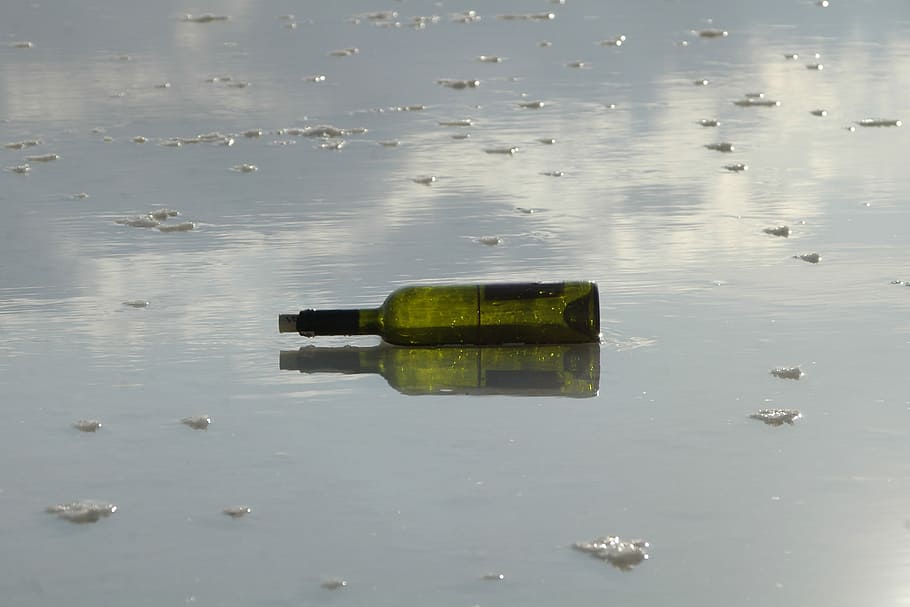 Wine, Salt Lake, red, reflection, water, no people, outdoors HD wallpaper