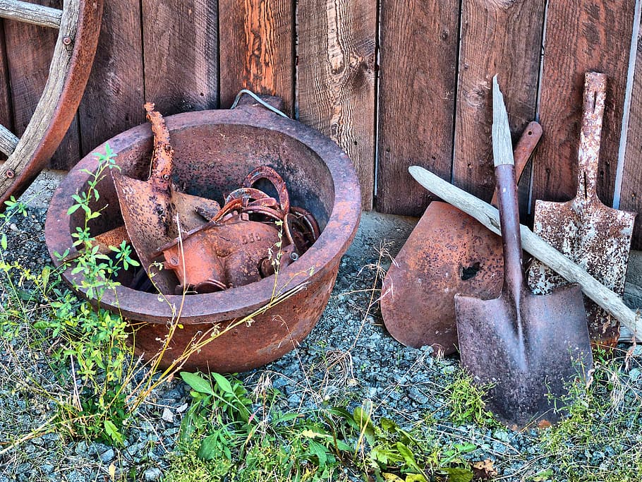 three brown shovels near brown bucket, deadman ranch, ancient, HD wallpaper