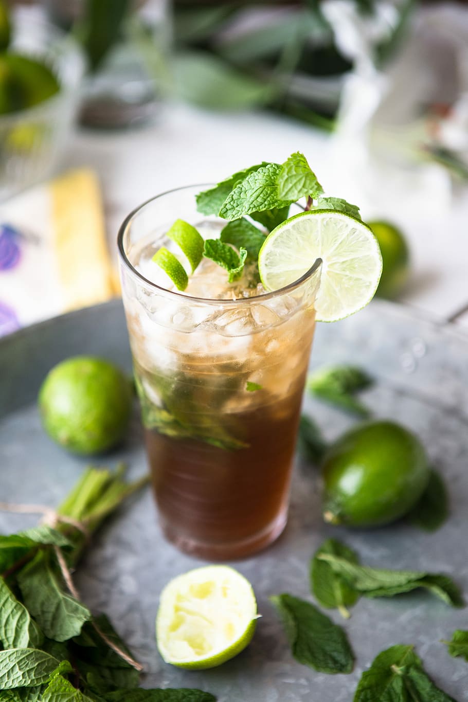 Time to Chill, limp inside glass on table top, cocktail, mint HD wallpaper