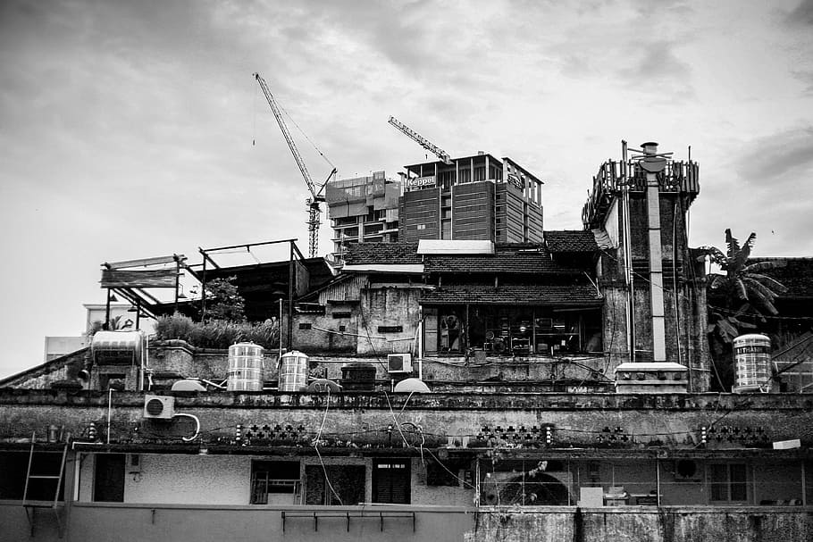 grayscale photography of buildings, home, clouds, architecture HD wallpaper