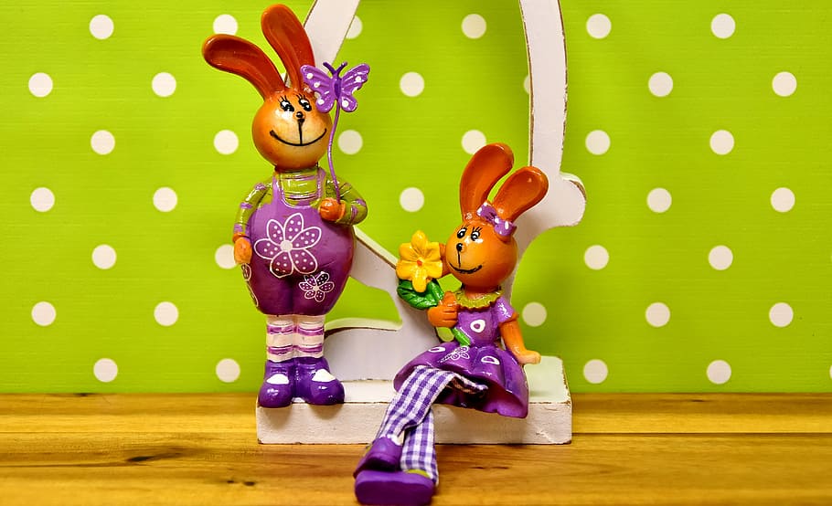 two rabbit figurines wearing purple dresses, easter, easter bunny HD wallpaper