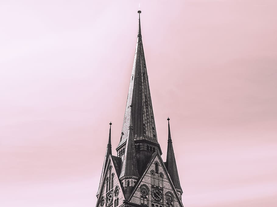 gray concrete building during daytime, gray cone top roof building HD wallpaper
