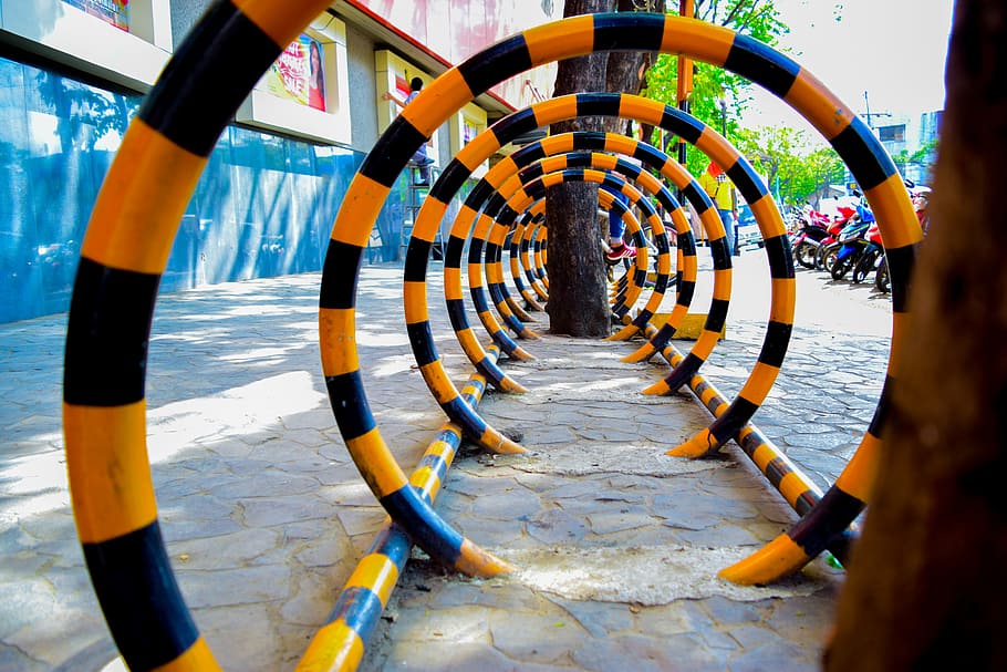 circles, pattern, colorful, day, water, nature, group of people HD wallpaper