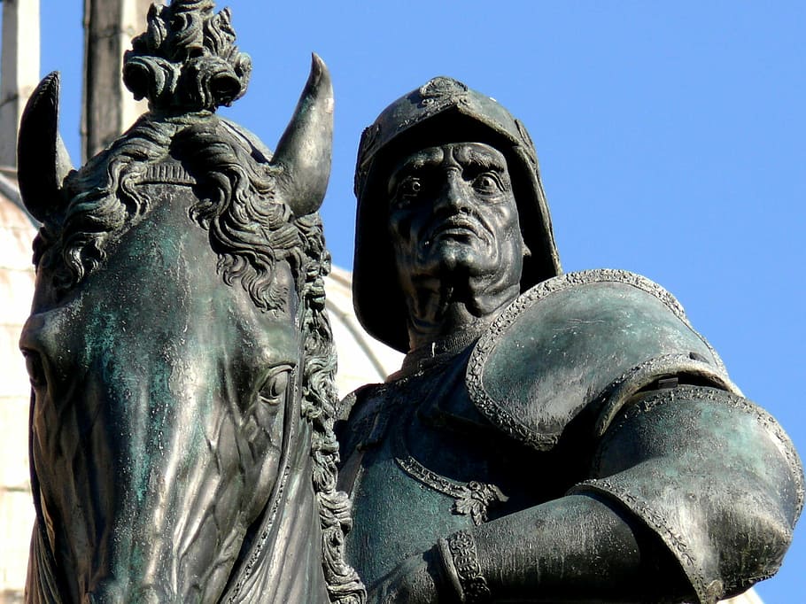Sculpture, Bronze, Statue, Venice, helmet, history, shield HD wallpaper
