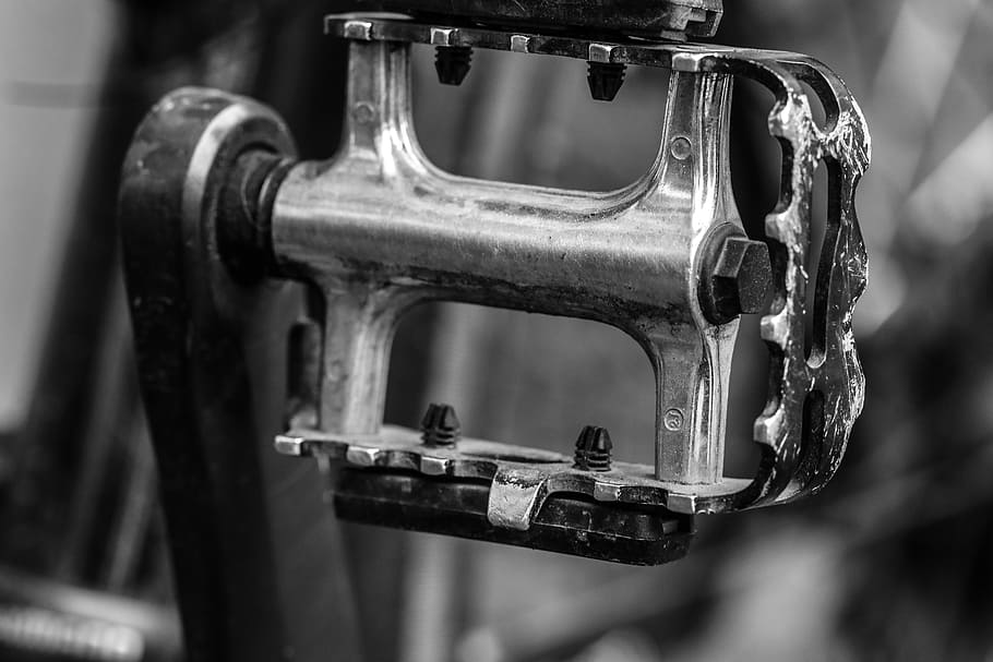 pedal, bicycle, bike, metal, focus on foreground, close-up HD wallpaper