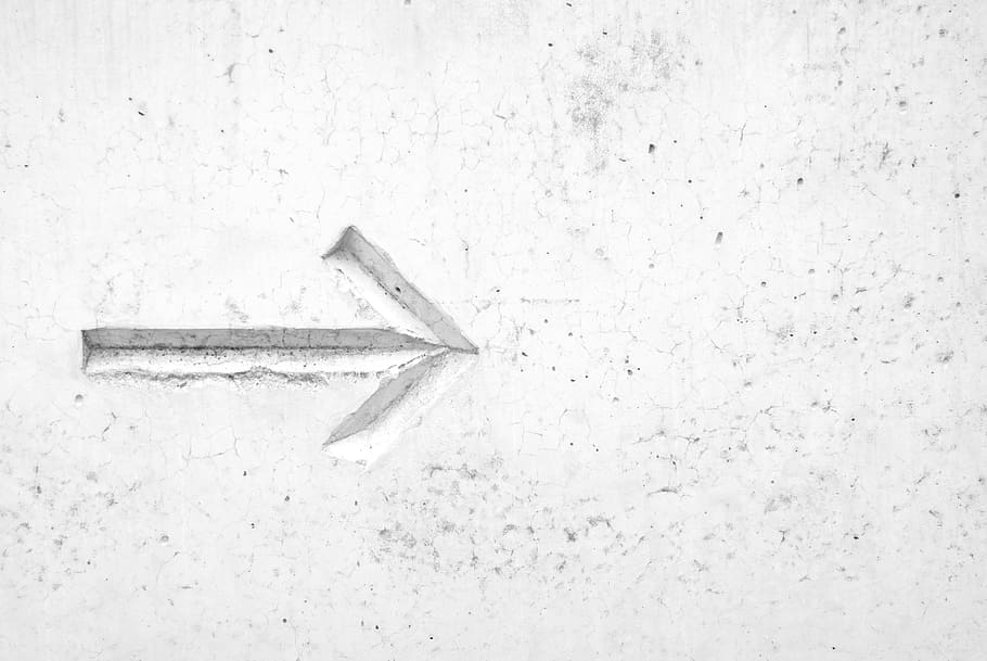 right arrow sign on wall, This way…, direction, point, that way, HD wallpaper