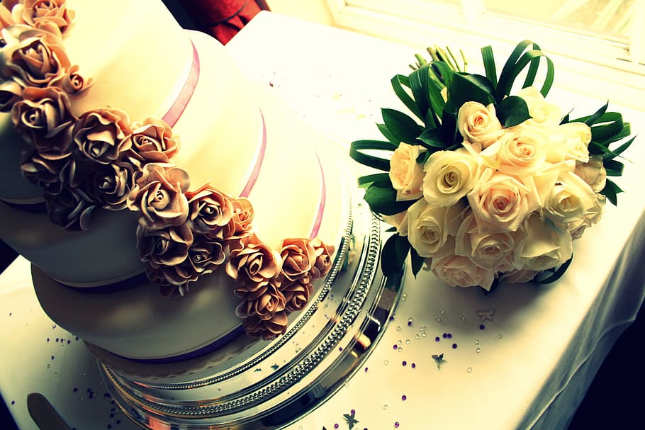 flowers, petals, table, blur, bloom, blooming, blossom, cake HD wallpaper
