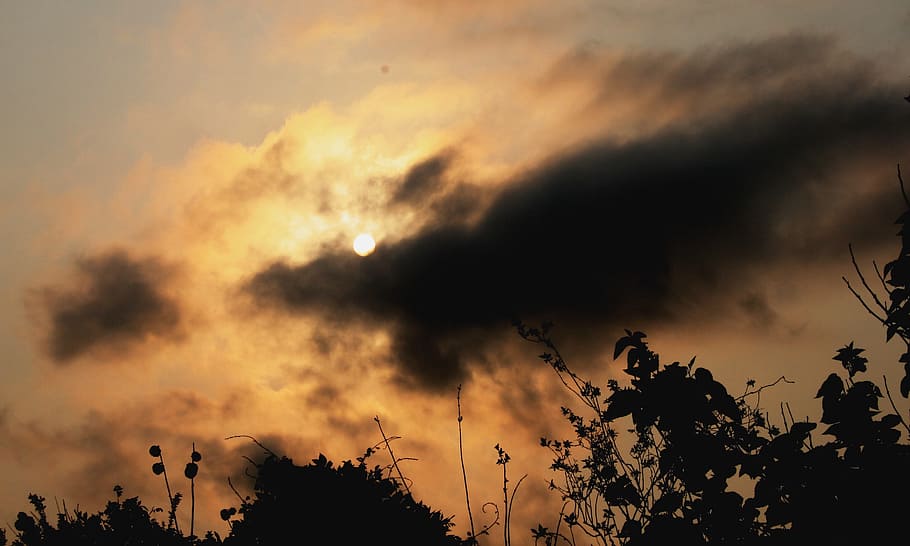 Veiled, Sun, Dark Cloud, Orb, veiled sun, sunlight, yellow-orange glow HD wallpaper