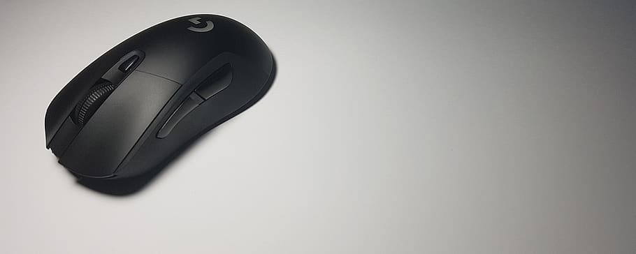 video games, mouse, device, black on white, logitech, pointer HD wallpaper